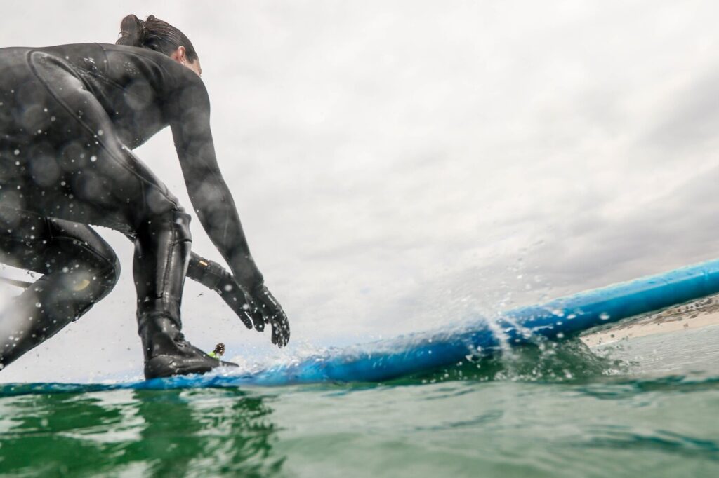 FELLOW SURFのウェットスーツどうよ？格安チェストジップフルスーツ買ったからサイズ・評判・特徴レビュー