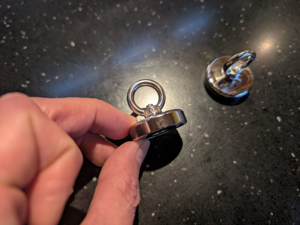 マグネット式のフック