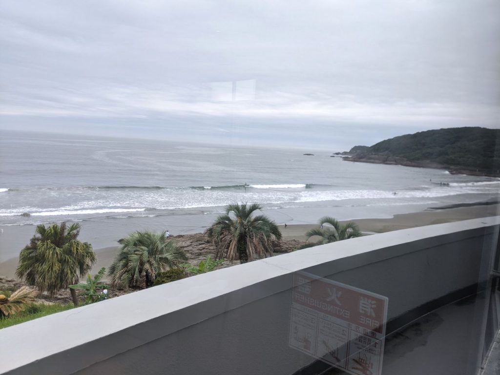 日向の金ヶ浜にあるSTAIRS OF THE SEAに行ってきた