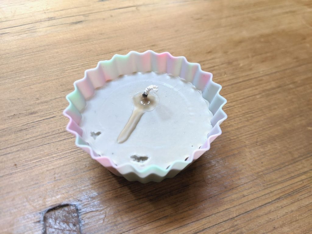 [失敗]剥がしたサーフワックスでキャンドルを自作した話