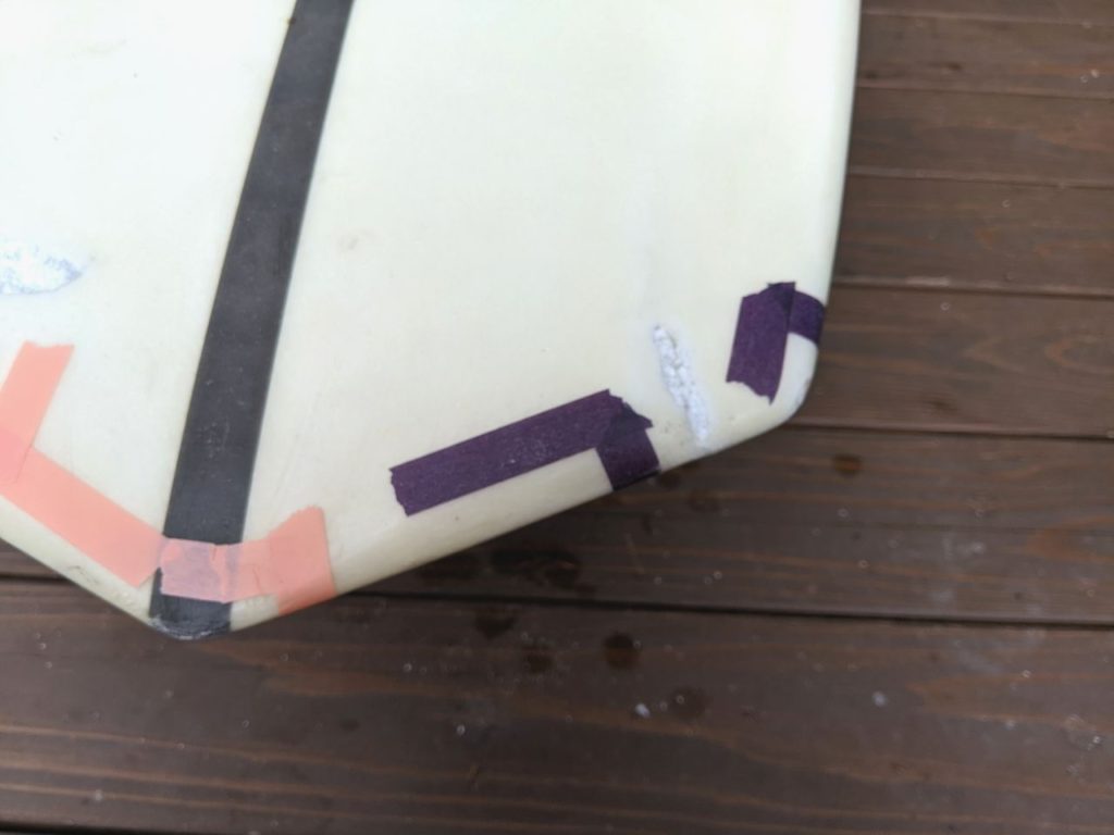 クラッシュしたサーフボードをDIY簡易リペア pt3 [ヤスリ編]