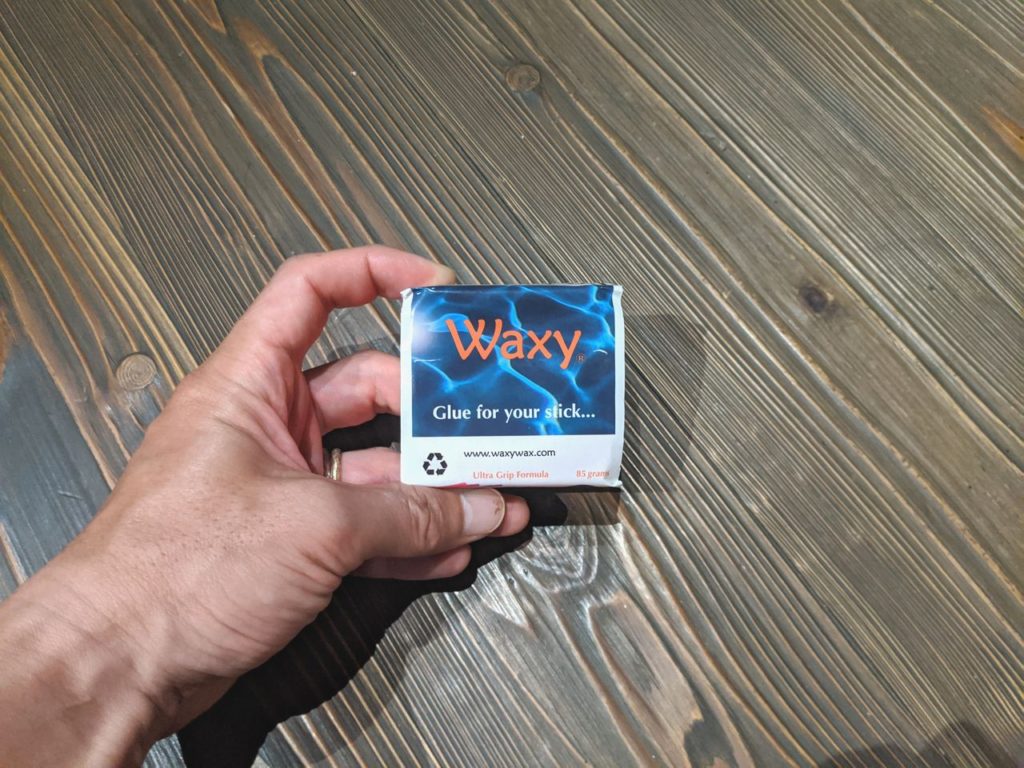[レビュー] WAXY WAXってサーフワックスどうよ？