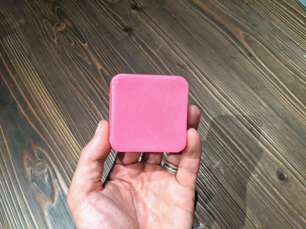 [レビュー] WAXY WAXってサーフワックスどうよ？