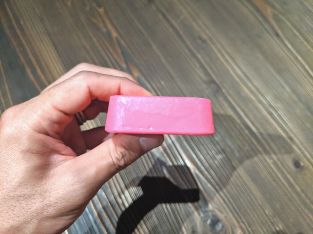 [レビュー] WAXY WAXってサーフワックスどうよ？