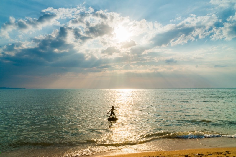 サーフィン初心者は「Barefoot Surf」を見るべき３つの理由とオススメの使い方を解説