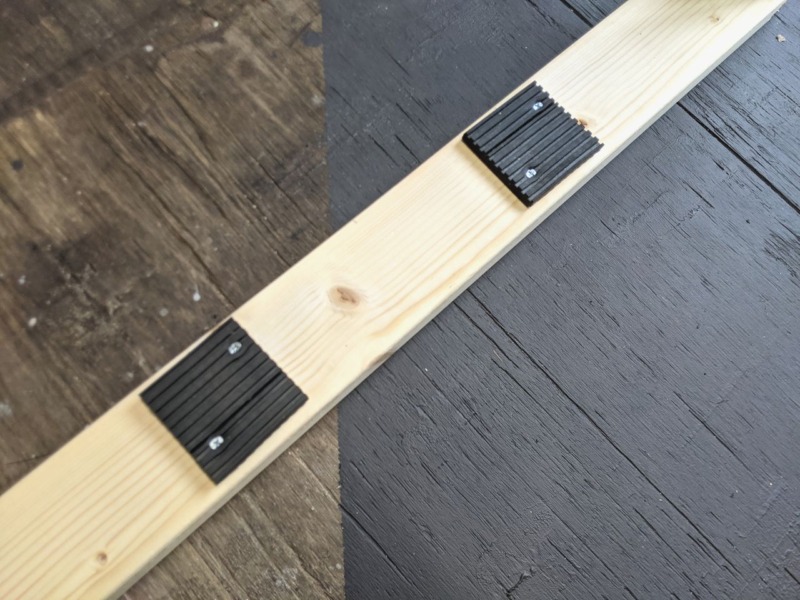 たった1500円で天井にロングボードラック作ったお話[サーフボード収納]
