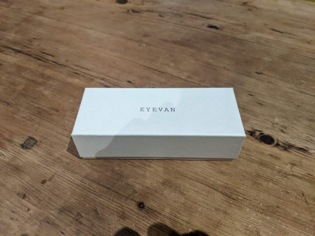 [レビュー]ひねくれ中年初心者サーファーがオススメしたいサングラスはEYEVAN[綾野剛が愛用だって]