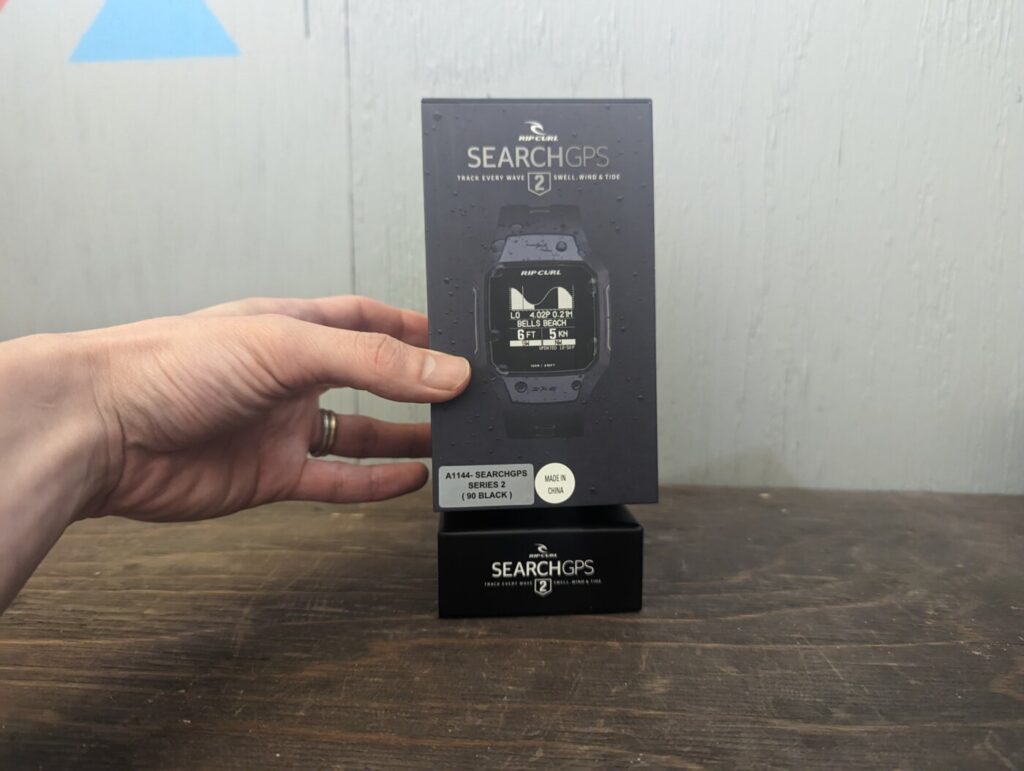 [レビュー]初心者サーファーの上達に役立つ「RipCurl Search GPS2」開封の儀