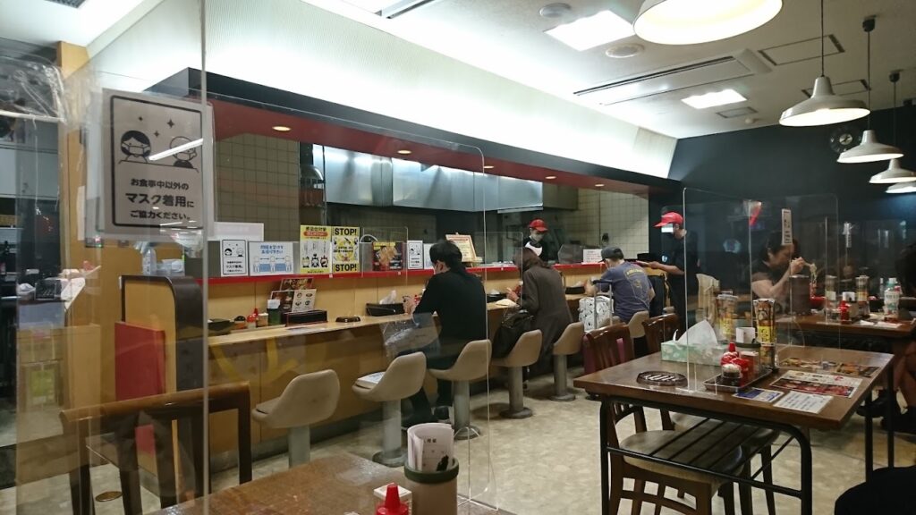宮崎サーフトリップのお供に！宮崎空港グルメ「宮崎ラーメン 響」の魅力